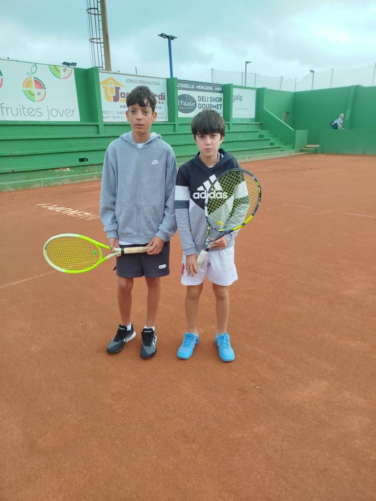 finalistas cons. alevin masculino.jpg
