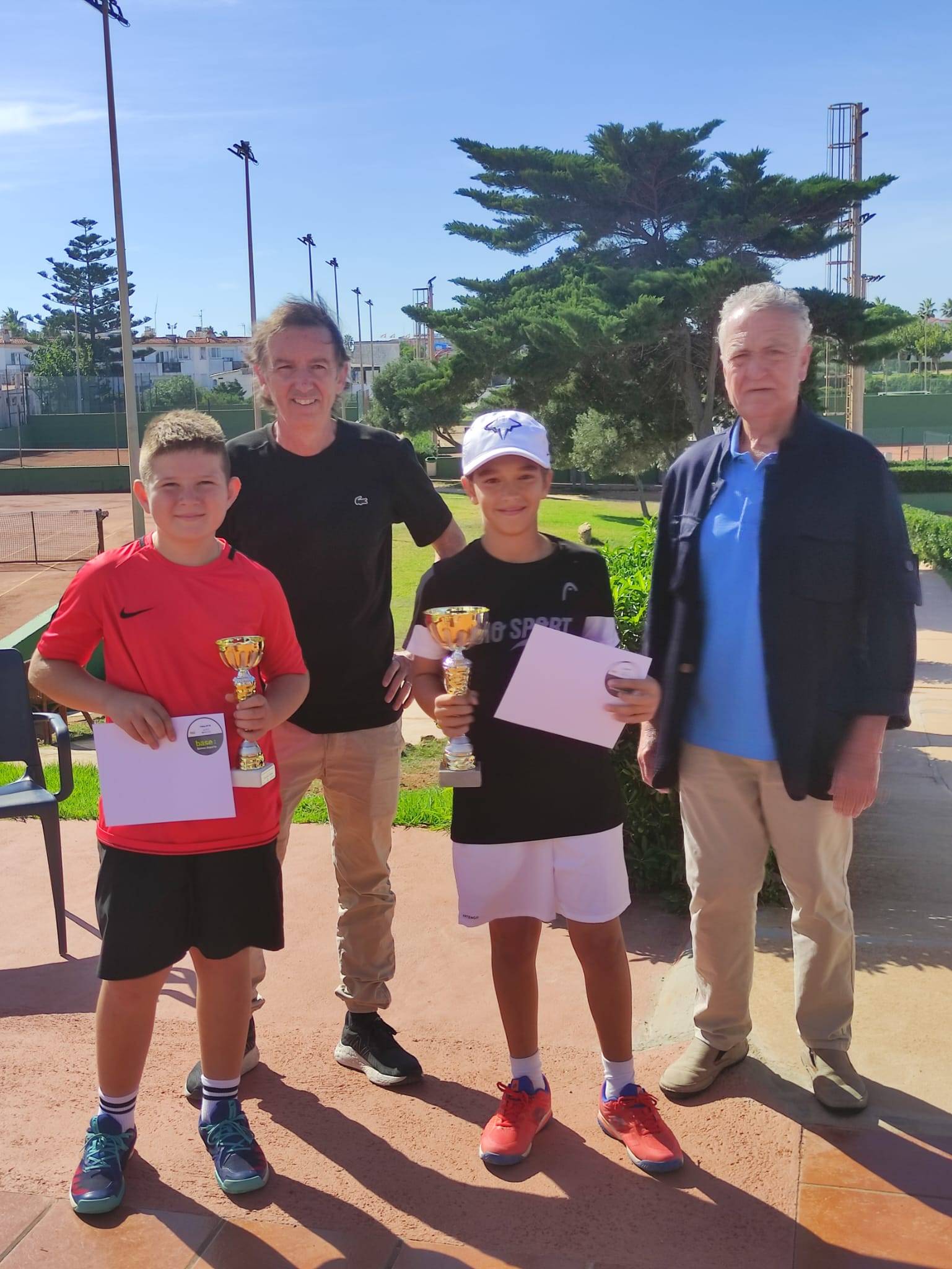 finalistas cons.alev.masc..jpg