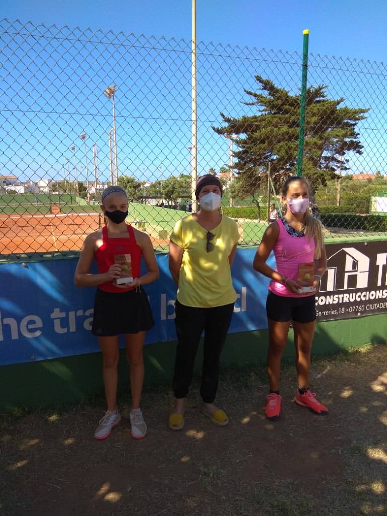 cadete femenino juntas.jpg