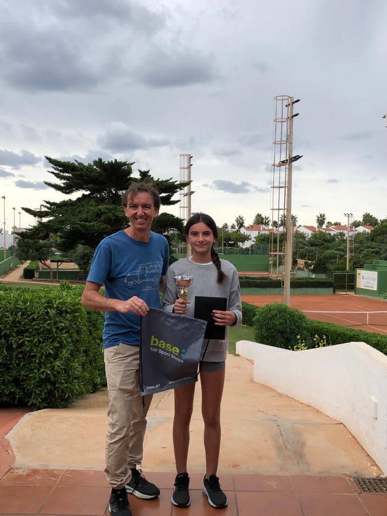 finalista con.alev.fem..jpg