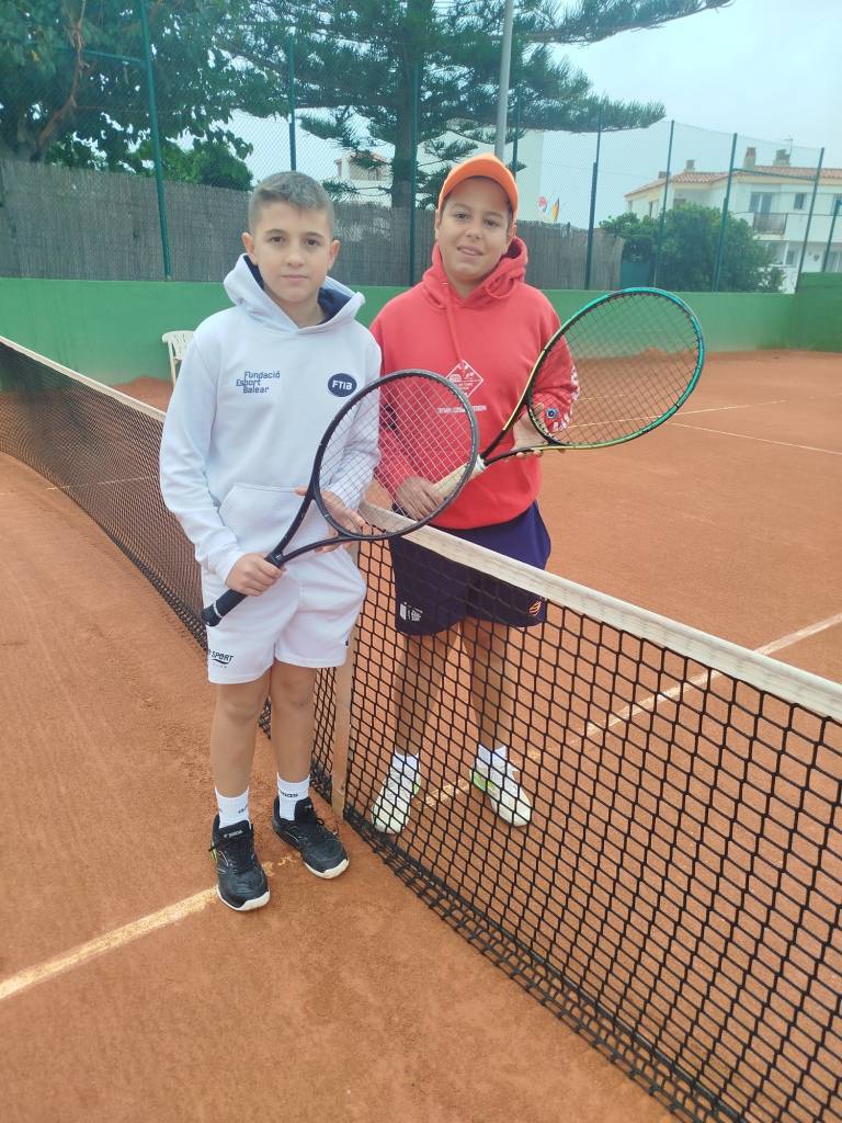 finalistas cons.infantil masculino.jpg