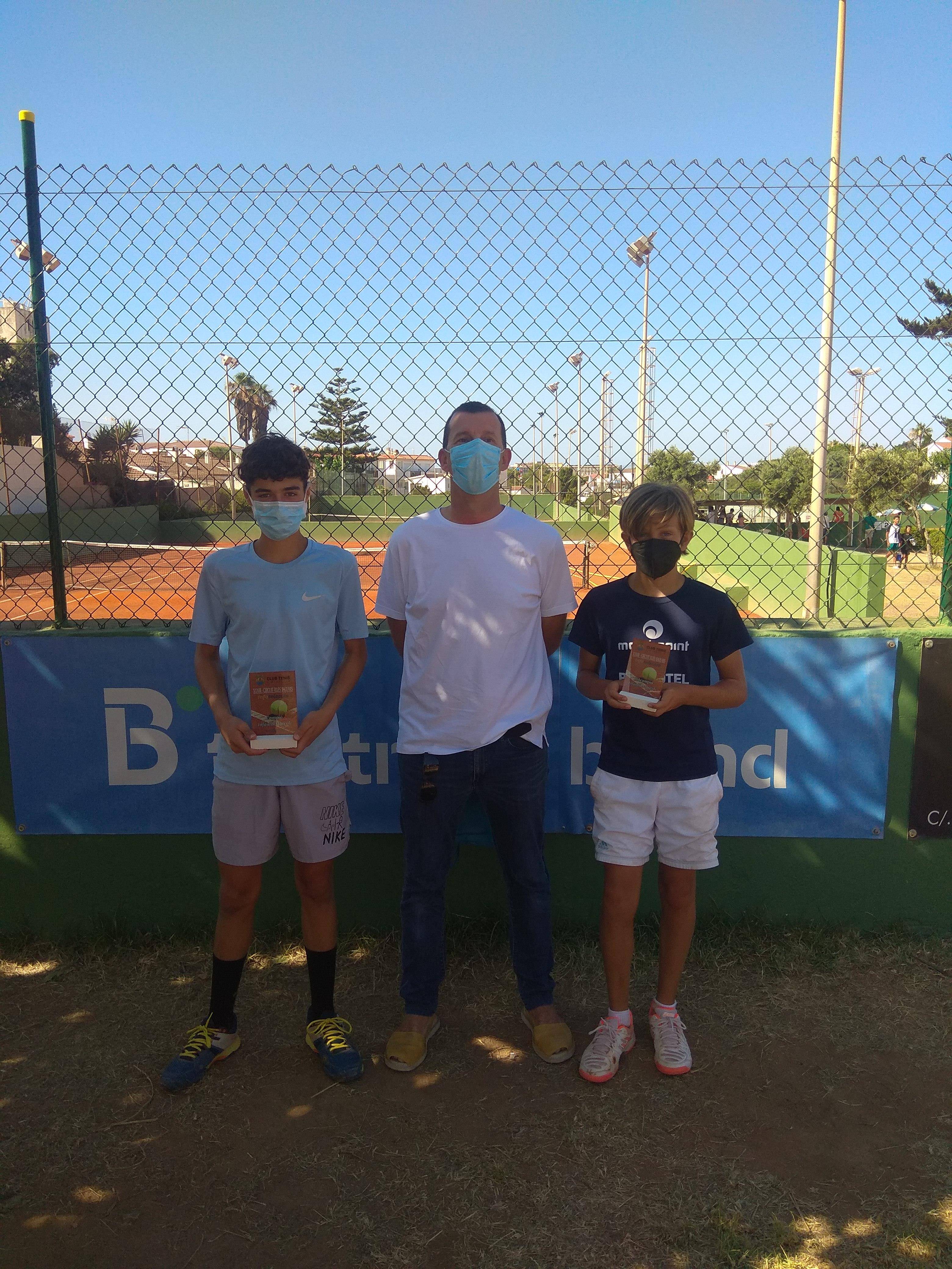 inf.masc. juntos.jpg