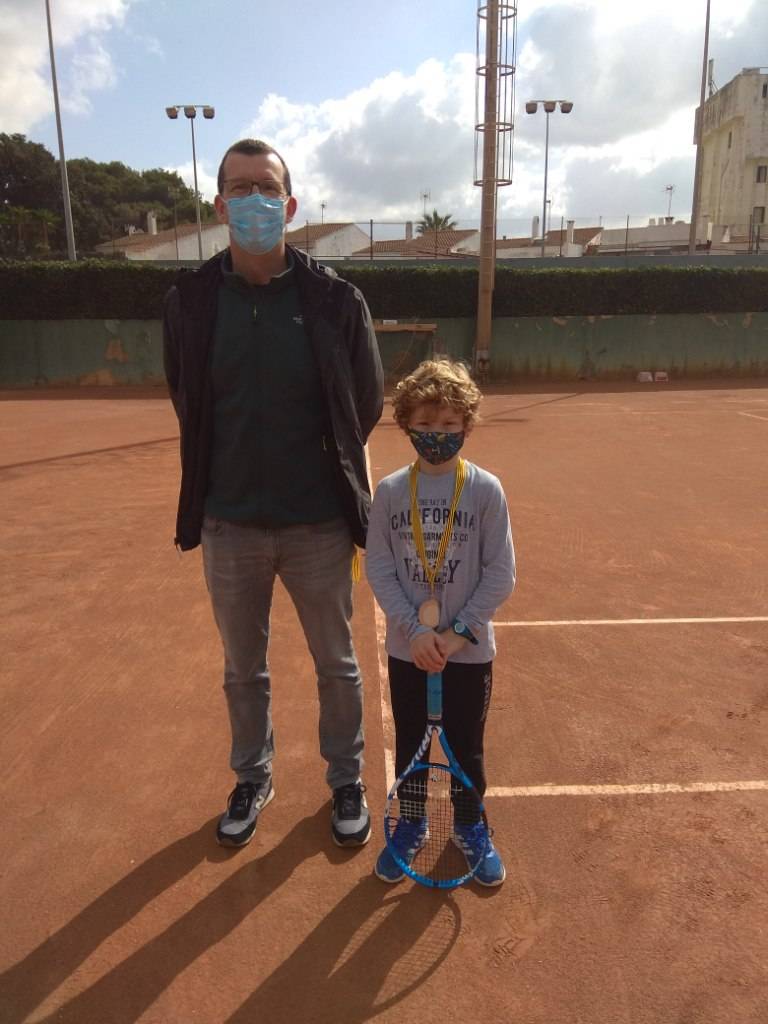 aubcampeon masc.B.jpg