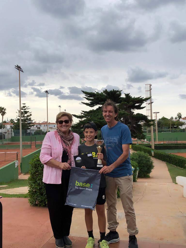 campeon alev.masc..jpg