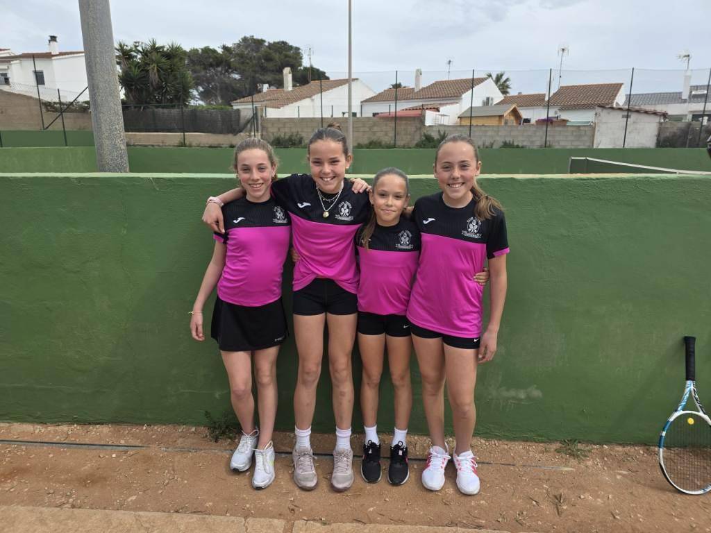 FERRERIES BEN.FEM..jpg