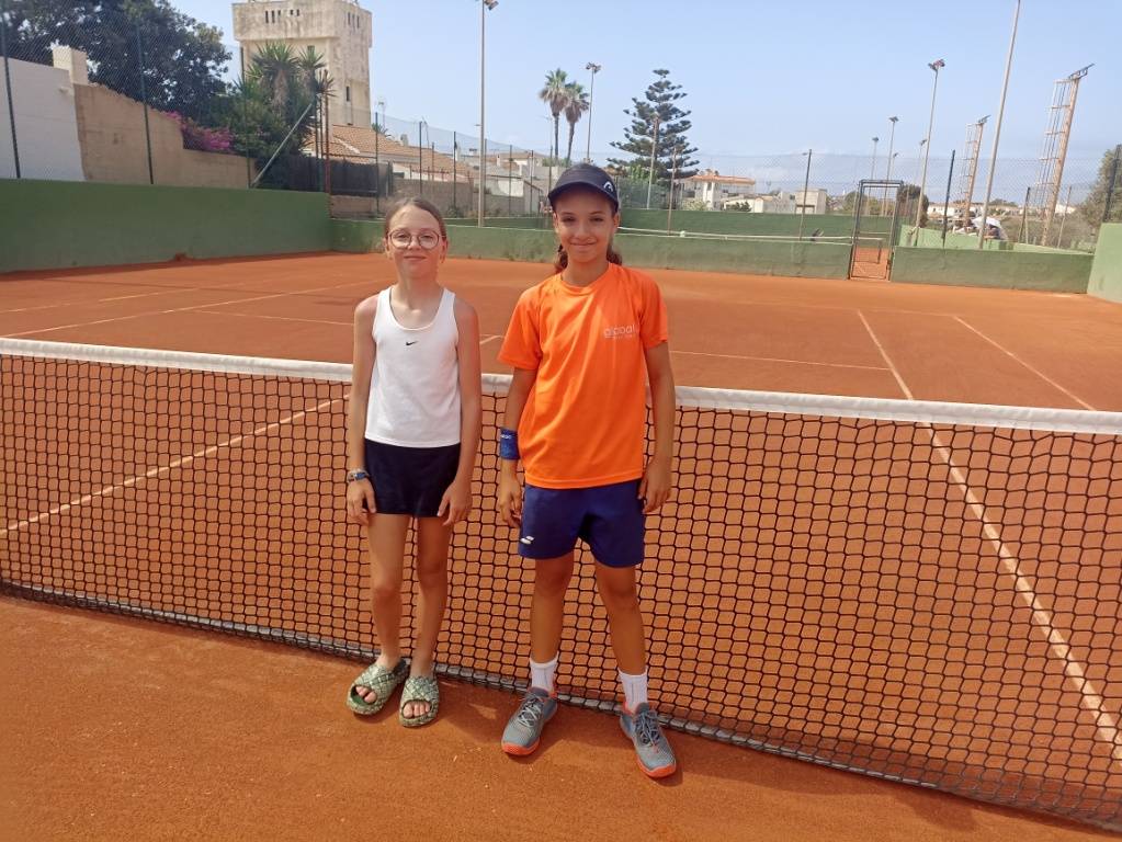 finalistas alev.fem..jpg